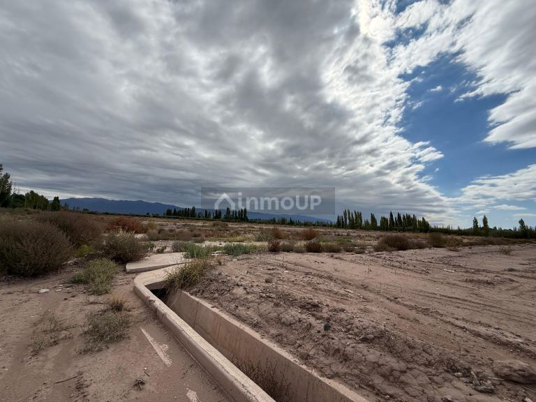 Lote en Venta en Maipu, Mendoza