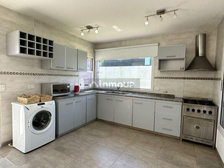 Casa en Venta en De la Costa, Buenos Aires Costa Atlantica