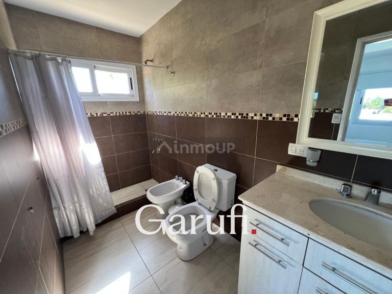 Casa en Venta en De la Costa, Buenos Aires Costa Atlantica