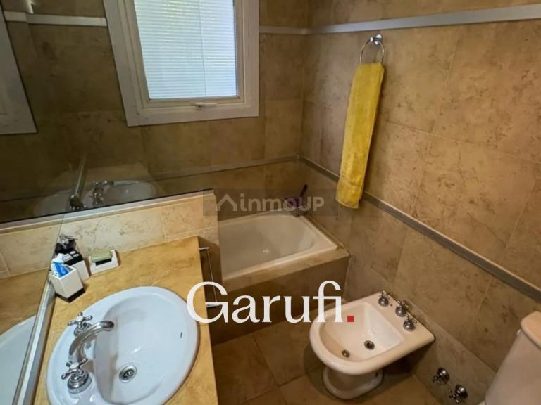 Casa en Venta en Pinamar, Buenos Aires Interior