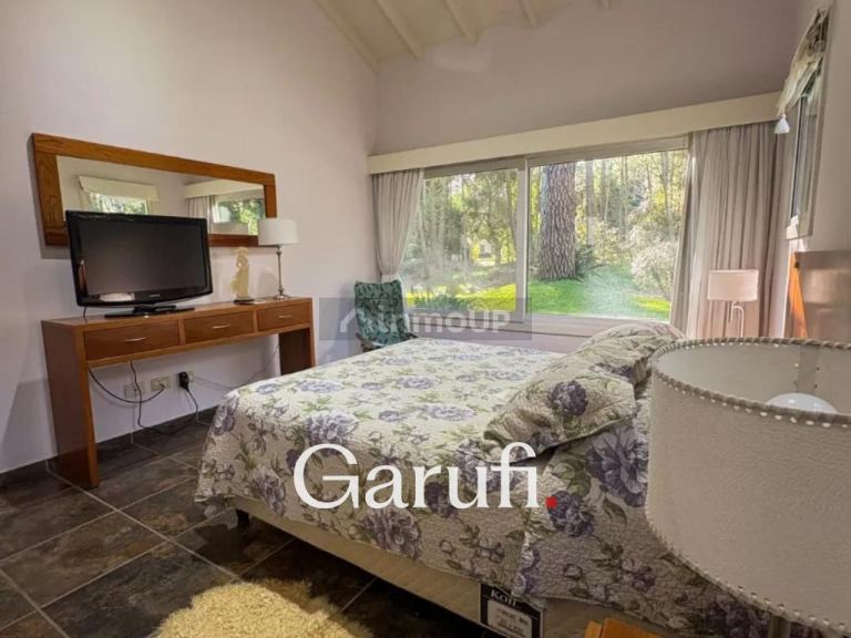 Casa en Venta en Pinamar, Buenos Aires Interior