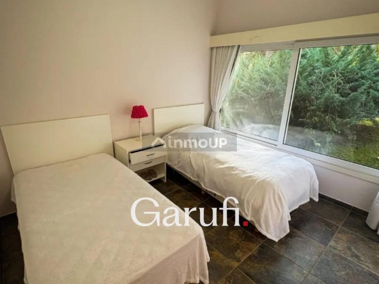 Casa en Venta en Pinamar, Buenos Aires Interior