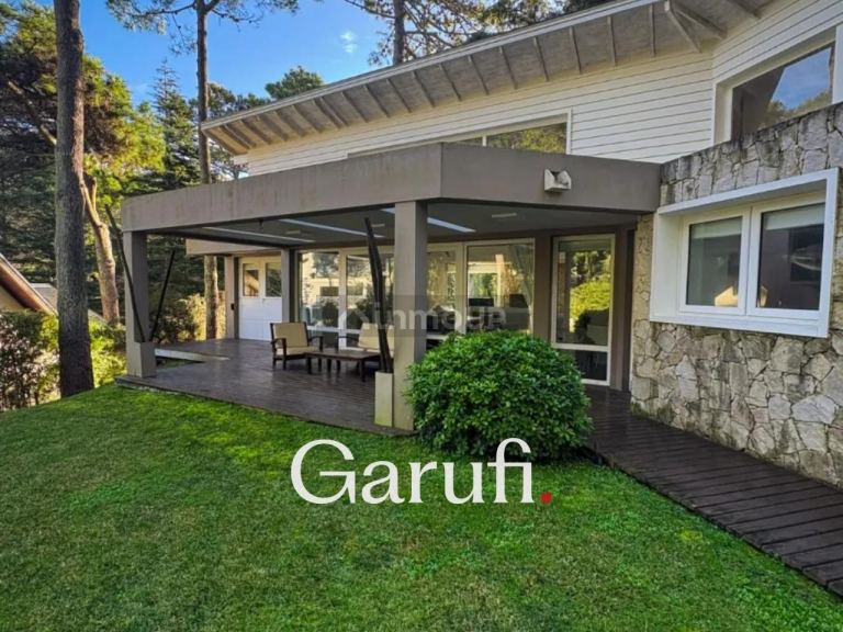 Casa en Venta en Pinamar, Buenos Aires Interior