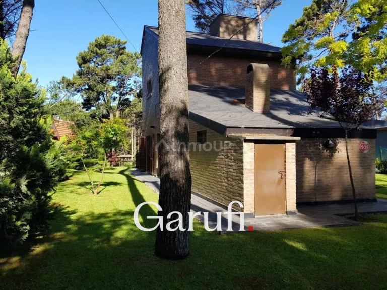 Casa en Venta en Pinamar, Buenos Aires Costa Atlantica