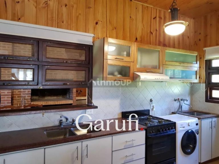 Casa en Venta en Pinamar, Buenos Aires Costa Atlantica