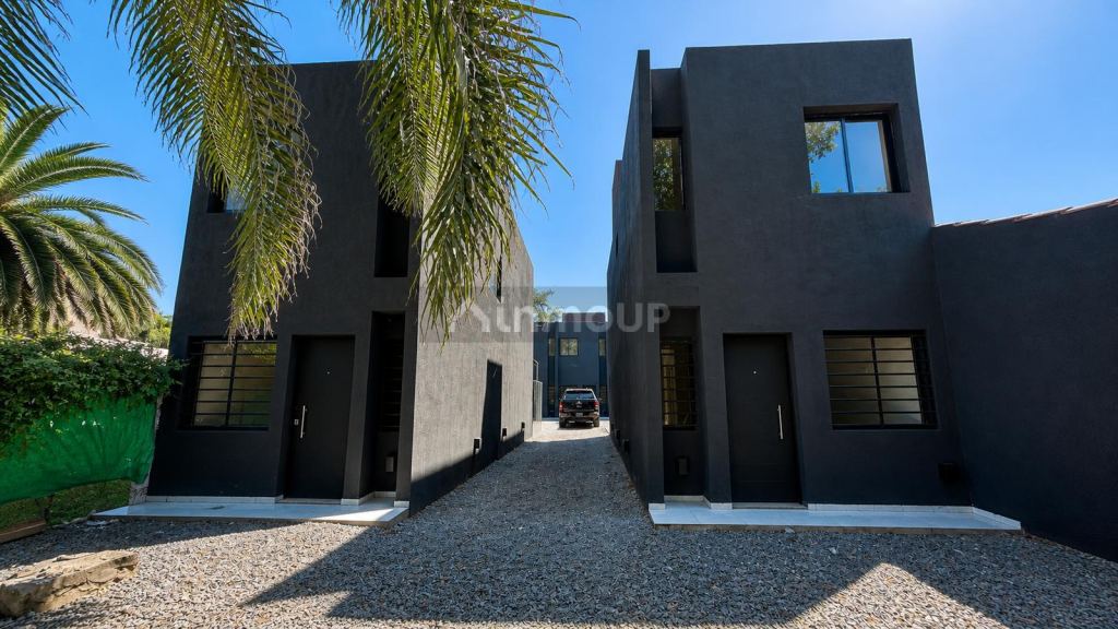 P H en Venta en Esteban Echeverria, G.B.A. Zona Sur