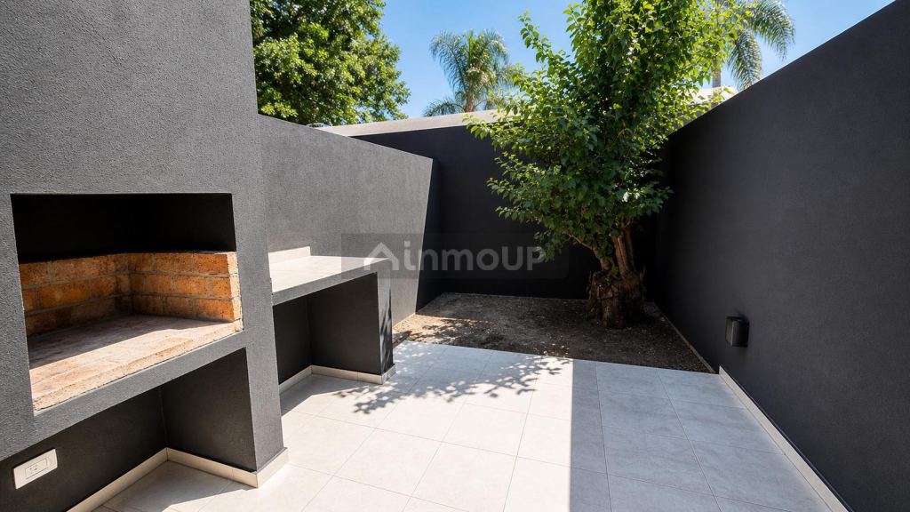 P H en Venta en Esteban Echeverria, G.B.A. Zona Sur