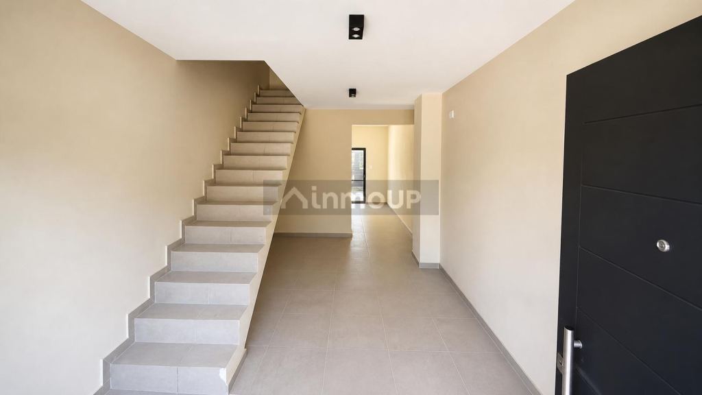 P H en Venta en Esteban Echeverria, G.B.A. Zona Sur