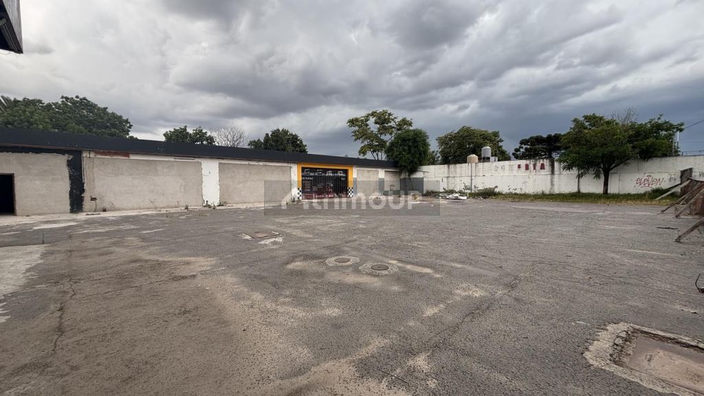 Local Comercial en Alquiler en Ezeiza, G.B.A. Zona Sur