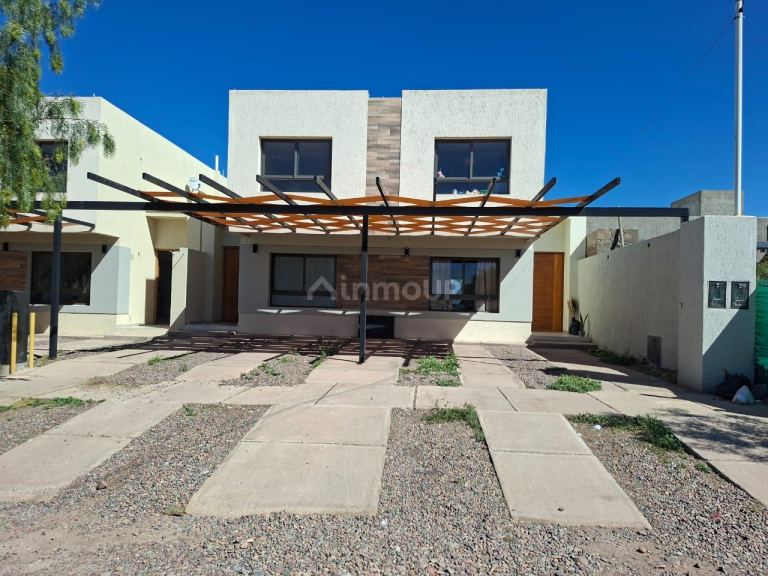 Duplex en Venta en Maipu, Mendoza