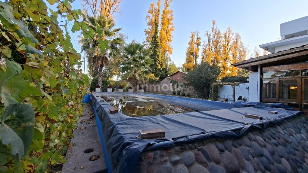 Galpon en Alquiler en Lujan de Cuyo, Mendoza