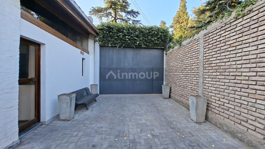 Galpon en Alquiler en Lujan de Cuyo, Mendoza