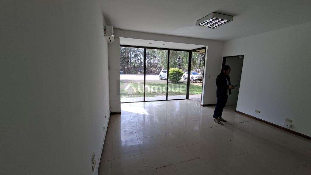 Galpon en Alquiler en Lujan de Cuyo, Mendoza - $ 7.500.000 | Inmoup - 13