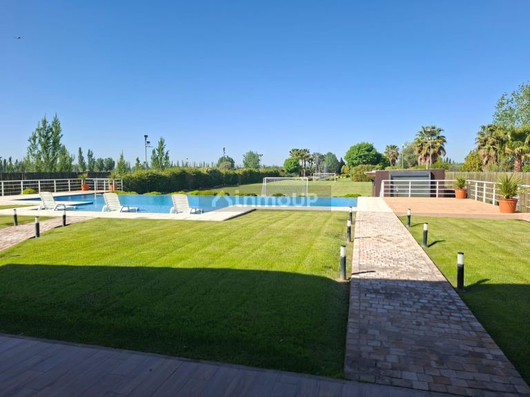 Chalet en Venta en Guaymallen, Mendoza