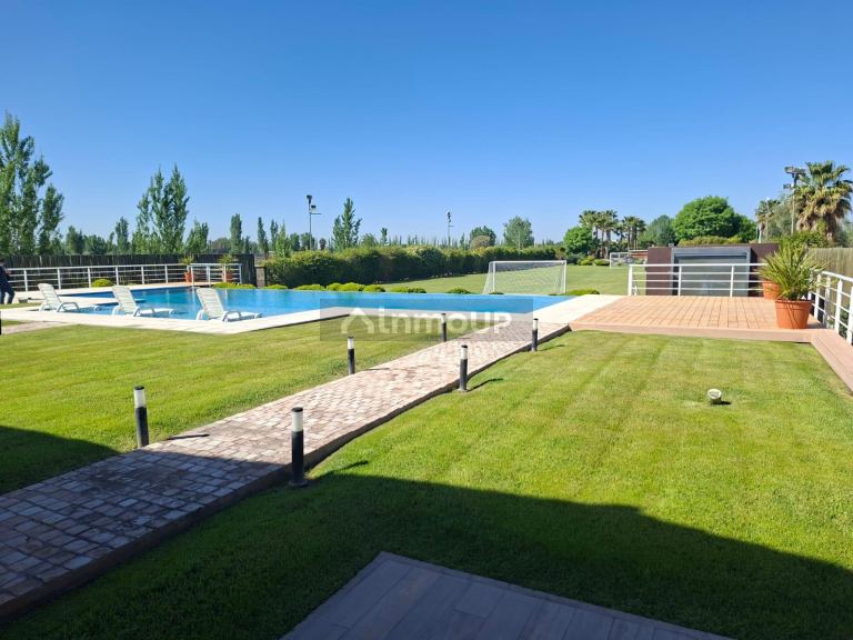 Chalet en Venta en Guaymallen, Mendoza