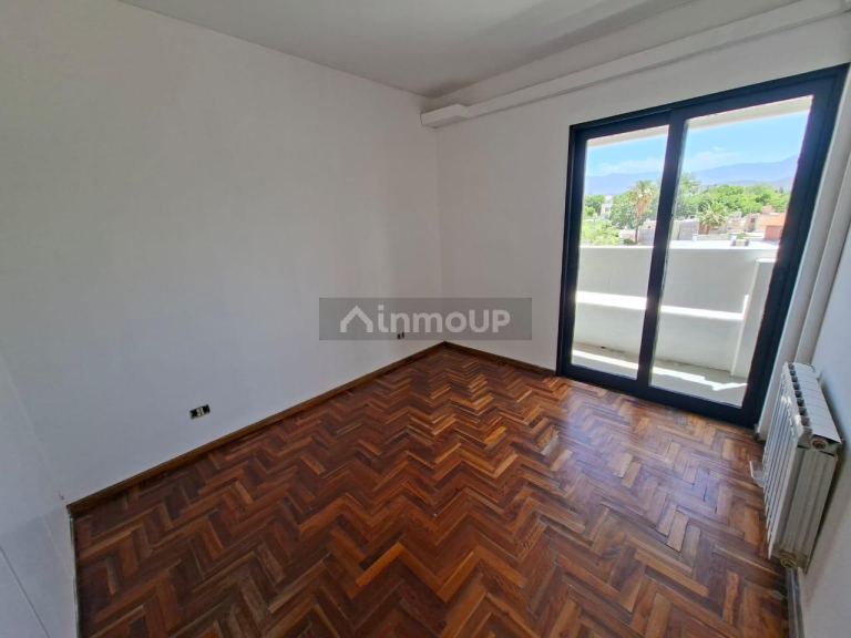 Departamento en Venta en Godoy Cruz, Mendoza