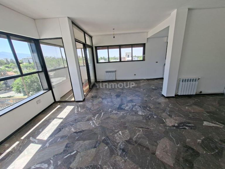 Departamento en Venta en Godoy Cruz, Mendoza