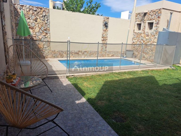 Casa en Venta en Guaymallen, Mendoza