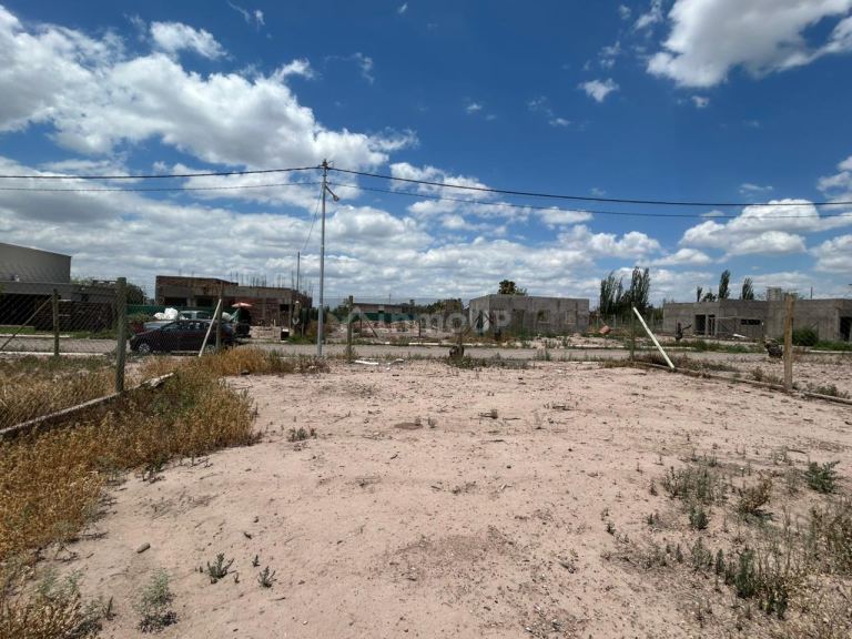 Lote en Venta en Maipu, Mendoza