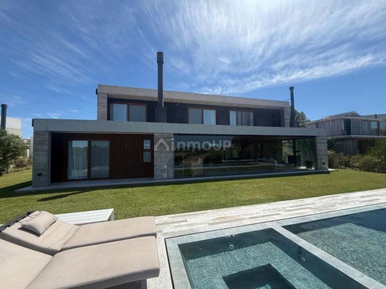Casa en Alquiler Temporario en De la Costa, Buenos Aires Costa Atlantica