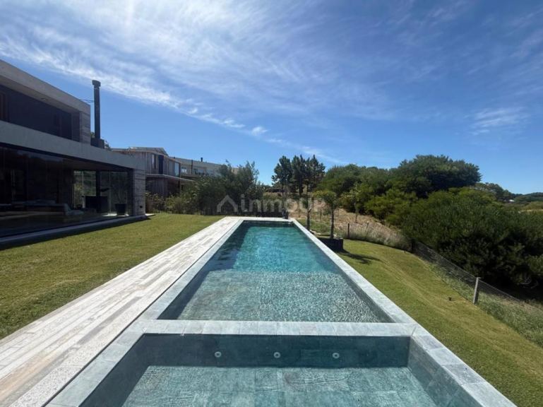 Casa en Alquiler Temporario en De la Costa, Buenos Aires Costa Atlantica