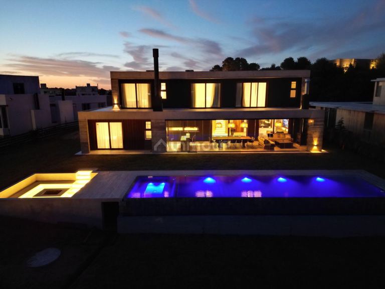 Casa en Alquiler Temporario en De la Costa, Buenos Aires Costa Atlantica