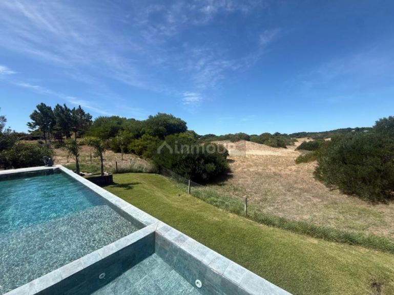 Casa en Alquiler Temporario en De la Costa, Buenos Aires Costa Atlantica