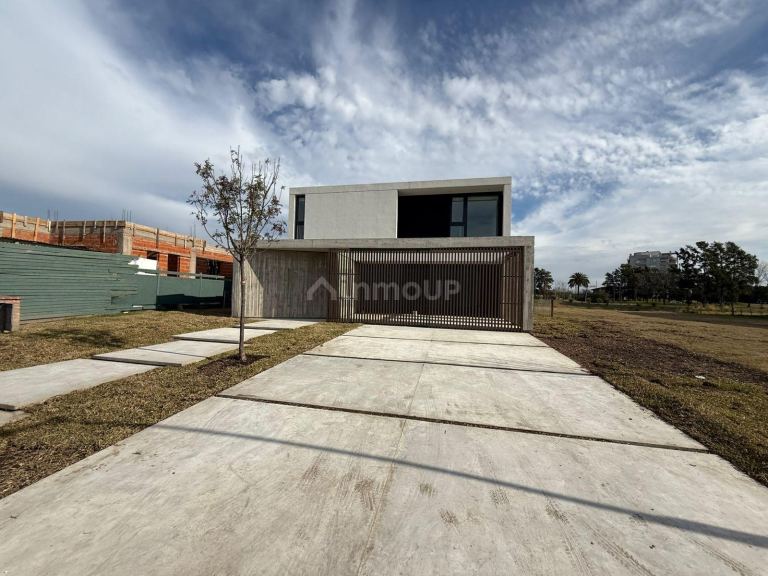 Casa en Venta en Tigre, G.B.A. Zona Norte