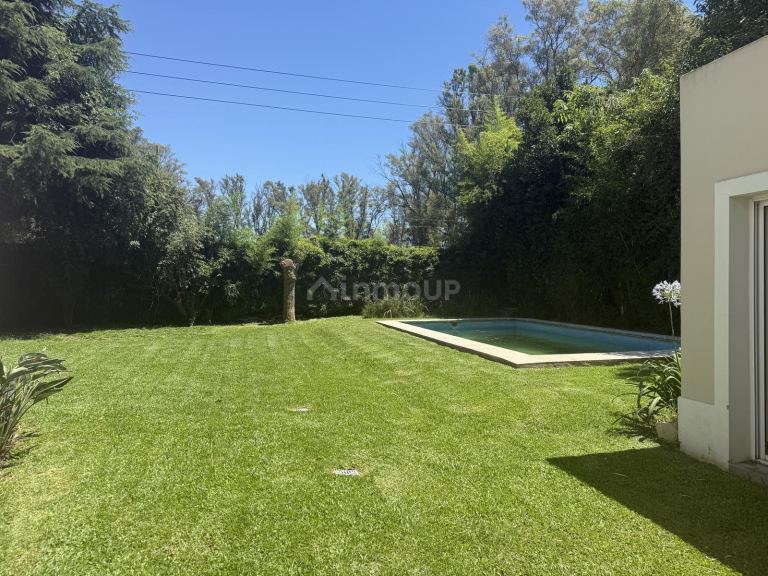 Casa en Venta en Pilar, G.B.A. Zona Norte