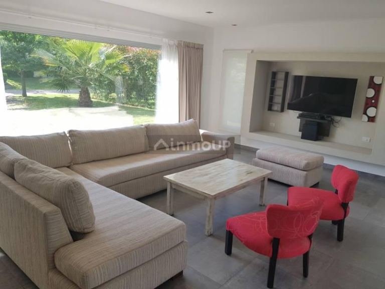 Casa en Alquiler en Pilar, G.B.A. Zona Norte