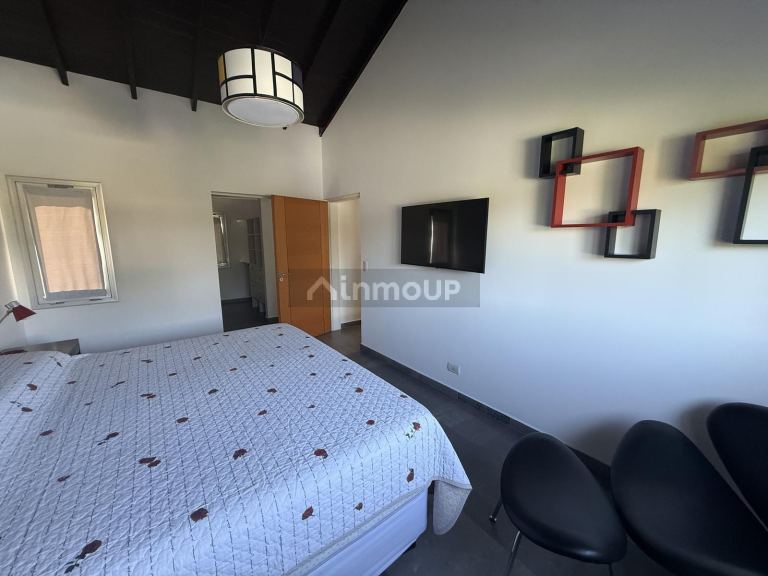 Casa en Alquiler en Pilar, G.B.A. Zona Norte