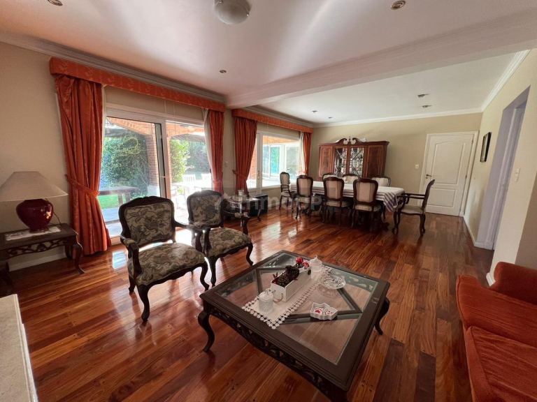 Casa en Venta en Pilar, G.B.A. Zona Norte