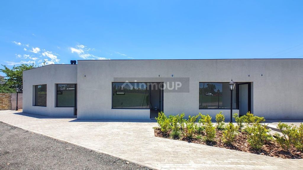 Local Comercial en Alquiler en Pilar, G.B.A. Zona Norte