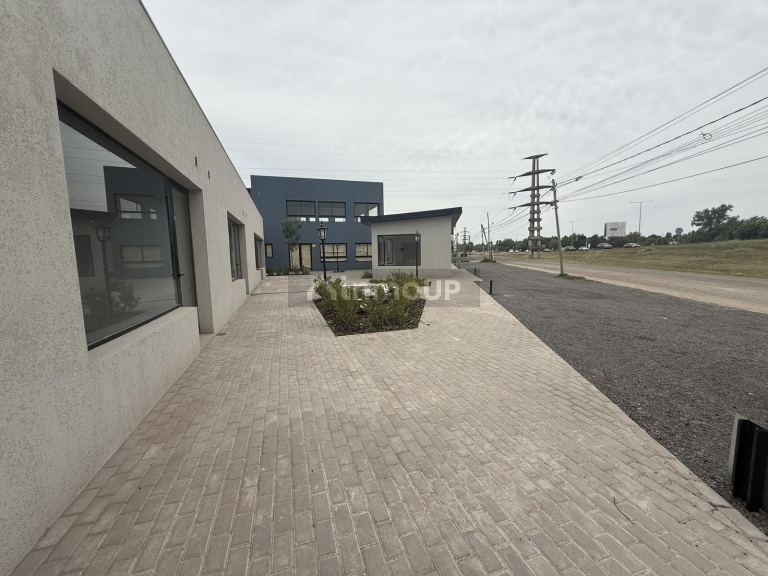 Local Comercial en Alquiler en Pilar, G.B.A. Zona Norte
