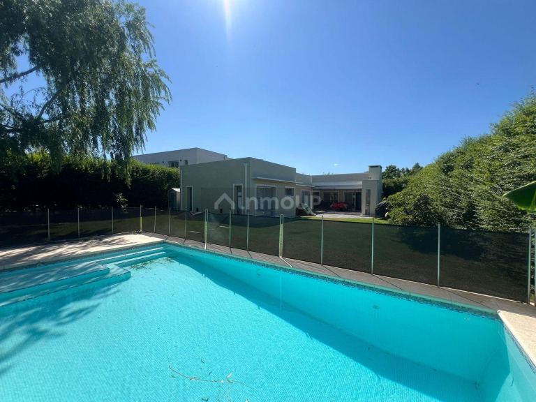 Casa en Venta en Pilar, G.B.A. Zona Norte
