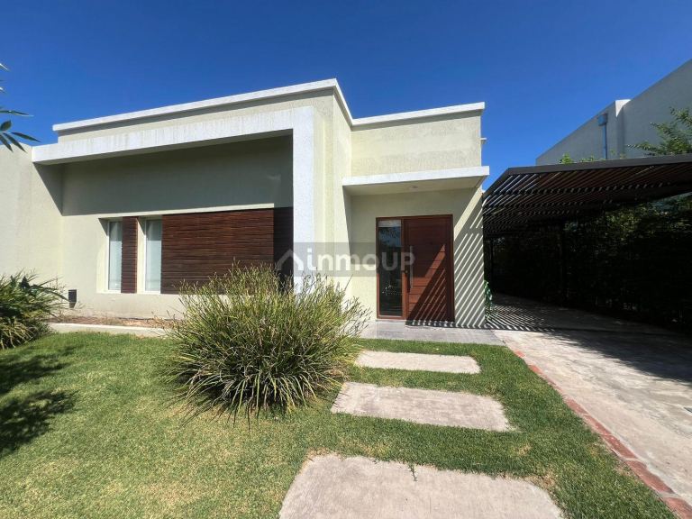 Casa en Venta en Pilar, G.B.A. Zona Norte