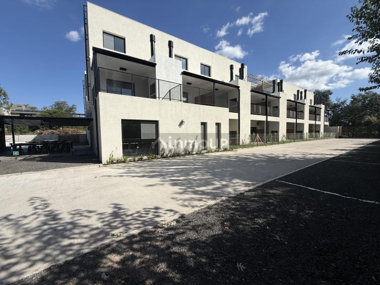 Departamento en Alquiler en Pilar, G.B.A. Zona Norte