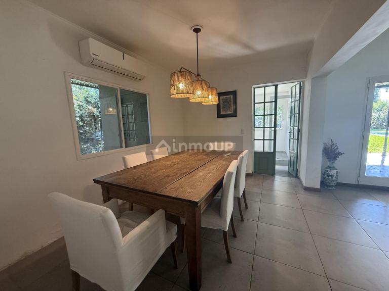 Casa en Alquiler en Pilar, G.B.A. Zona Norte