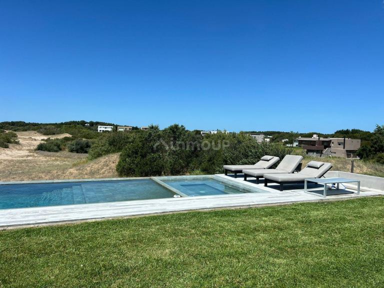 Casa en Venta en De la Costa, Buenos Aires Costa Atlantica