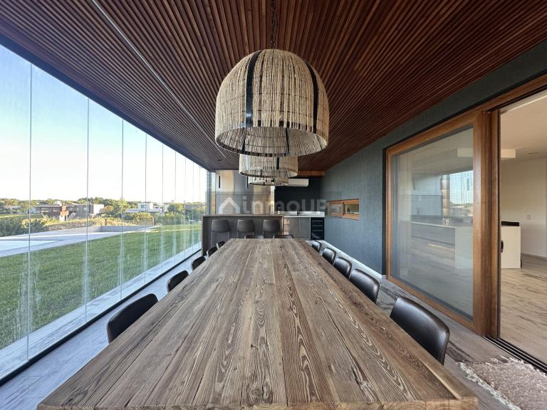 Casa en Venta en De la Costa, Buenos Aires Costa Atlantica