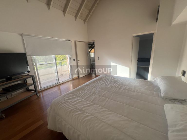 Casa en Alquiler en Pilar, G.B.A. Zona Norte