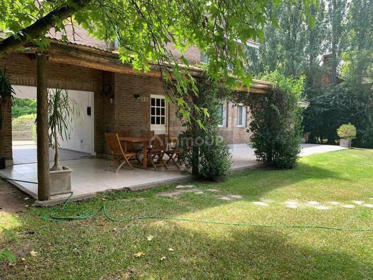 Casa en Alquiler en Pilar, G.B.A. Zona Norte