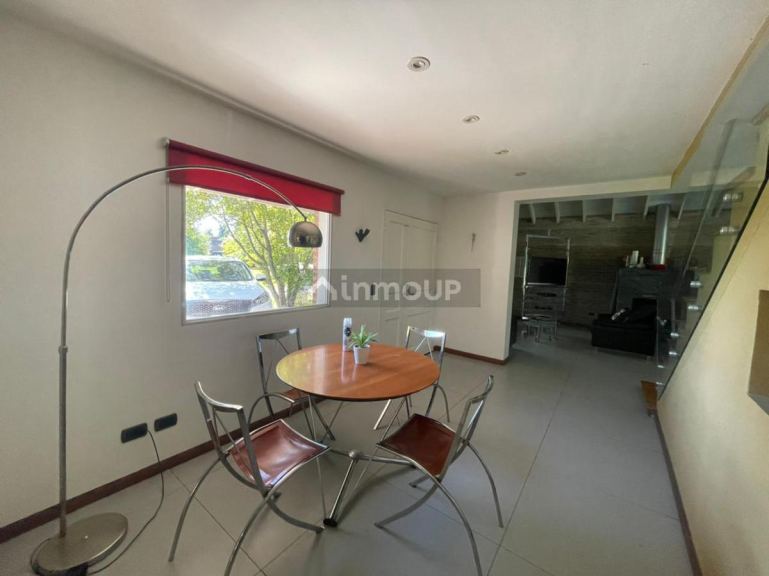 Casa en Alquiler en Pilar, G.B.A. Zona Norte