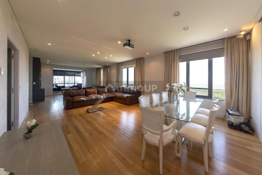 Departamento en Alquiler en Puerto Madero, Capital Federal