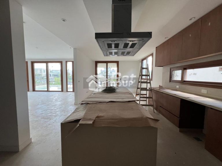 Casa en Alquiler en Tigre, G.B.A. Zona Norte