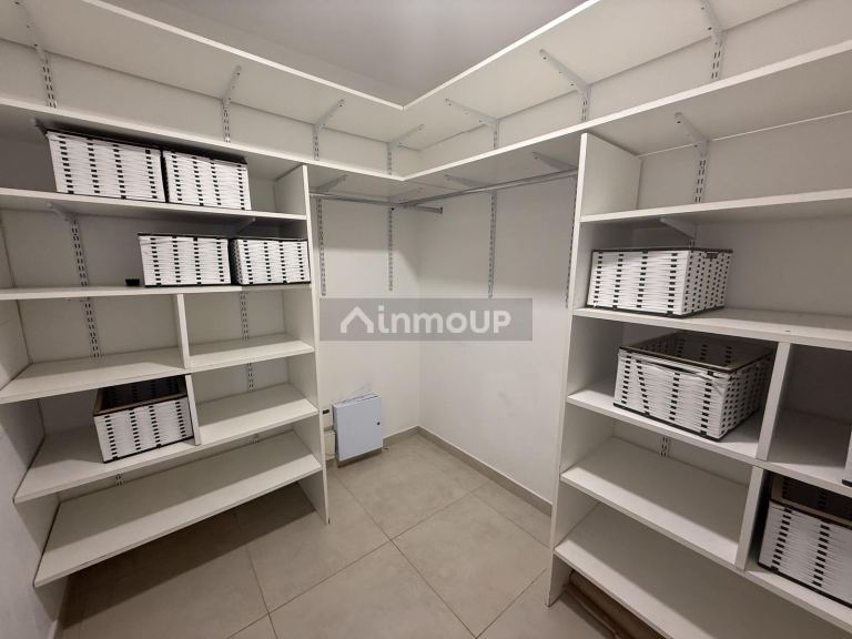 Casa en Alquiler en Pilar, G.B.A. Zona Norte