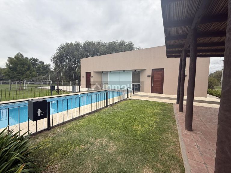 Casa en Alquiler en Pilar, G.B.A. Zona Norte