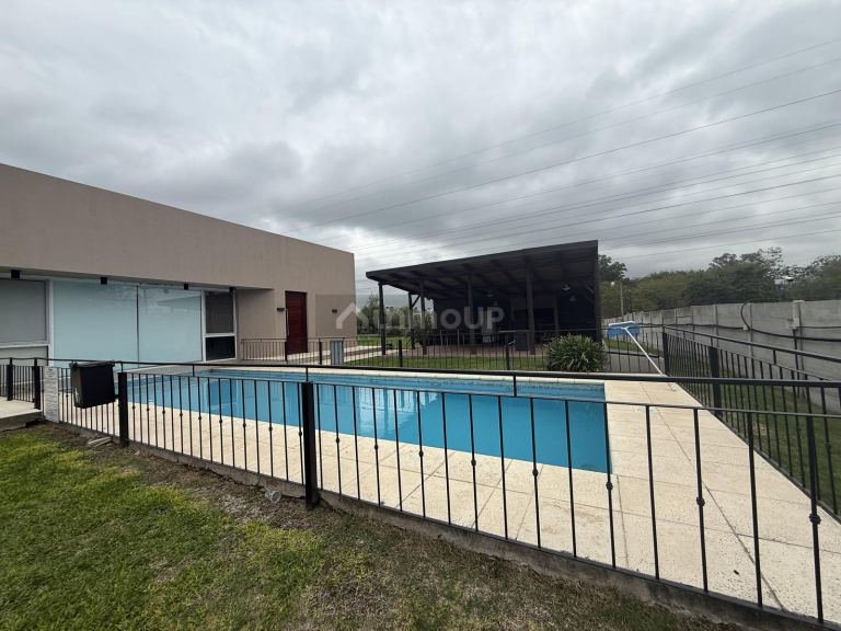 Casa en Alquiler en Pilar, G.B.A. Zona Norte
