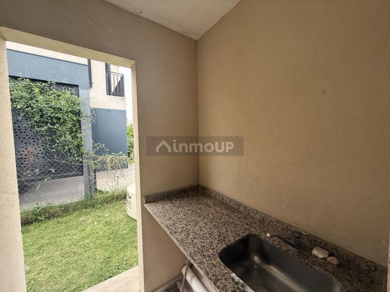 Casa en Alquiler en Pilar, G.B.A. Zona Norte