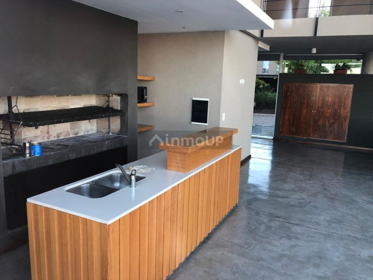 Departamento en Alquiler en Tigre, G.B.A. Zona Norte